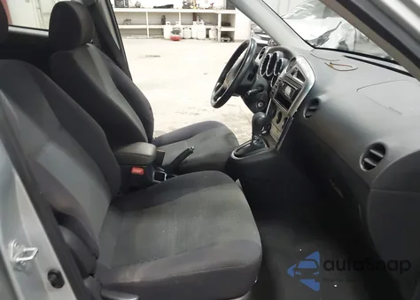 2007 Toyota Corolla Matrix Xr z USA, uszkodzony, nr VIN 2T1KR32E87C635055